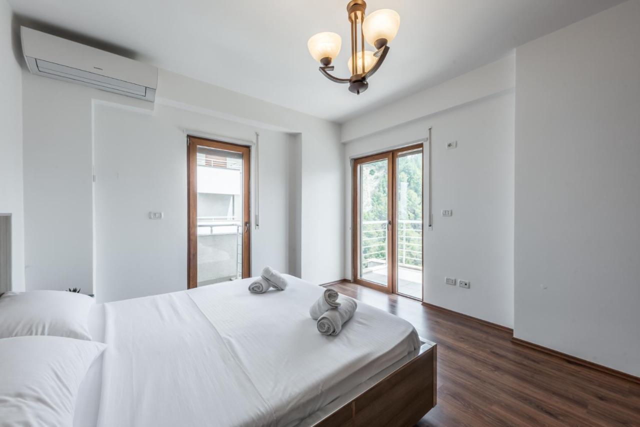 Spectacular Seaview Penthouse Apartment Драч Екстериор снимка